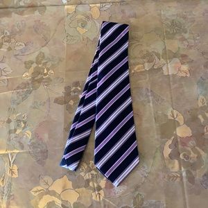 Brand new silk Kiton men’s tie